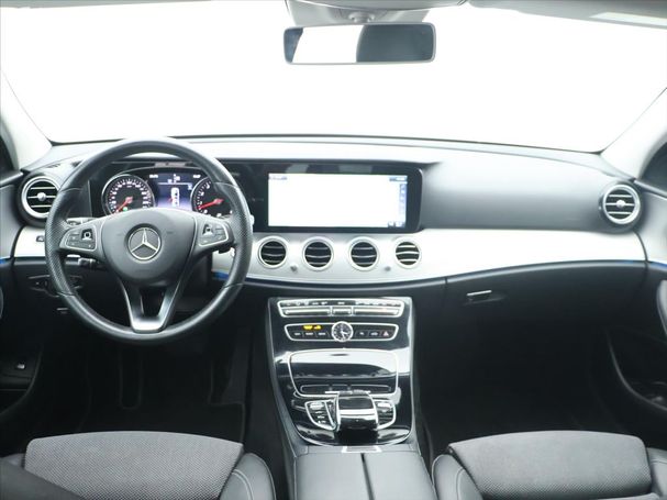 Mercedes-Benz E 400 4Matic Avantgarde 250 kW image number 35