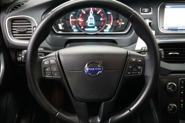 Volvo V40 Cross Country D2 85 kW image number 5