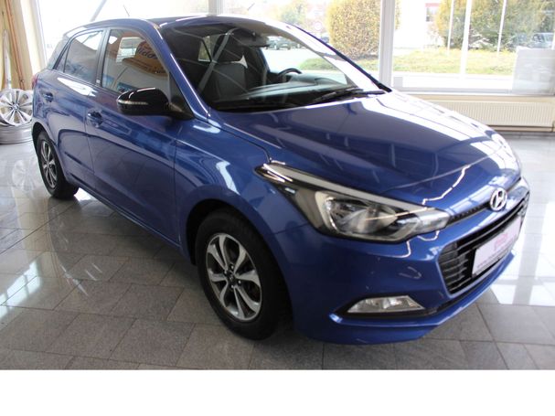 Hyundai i20 Blue 62 kW image number 2