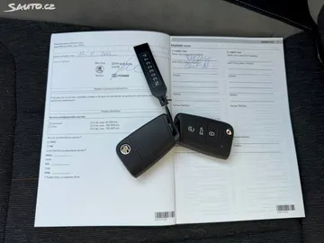Car image 35