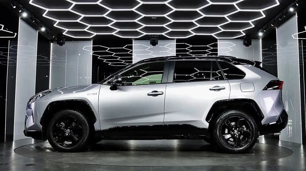 Toyota RAV 4 2.5 Hybrid 160 kW image number 4