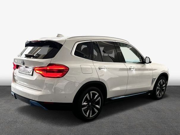 BMW iX3 210 kW image number 3