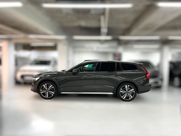 Volvo V60 Cross Country T5 AWD 185 kW image number 7