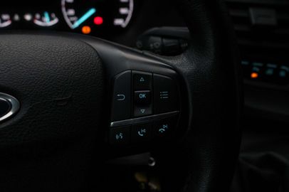 Car image 36