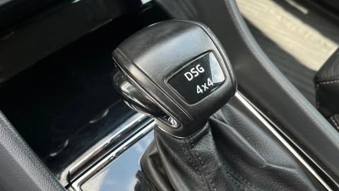 Car image 37