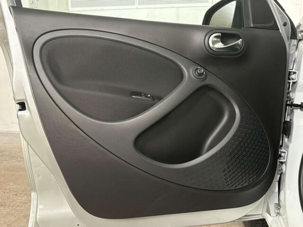 Smart ForFour EQ 60 kW image number 13