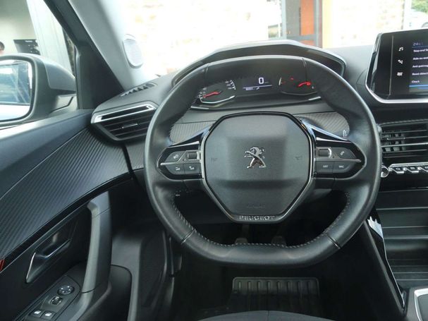 Peugeot 2008 1.2 PureTech 76 kW image number 9