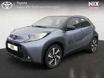 Car image 1