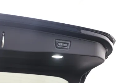 Car image 33