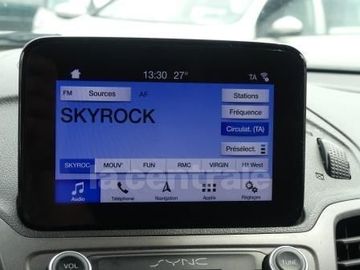 Car image 26