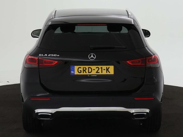 Mercedes-Benz GLA 250 e 160 kW image number 27