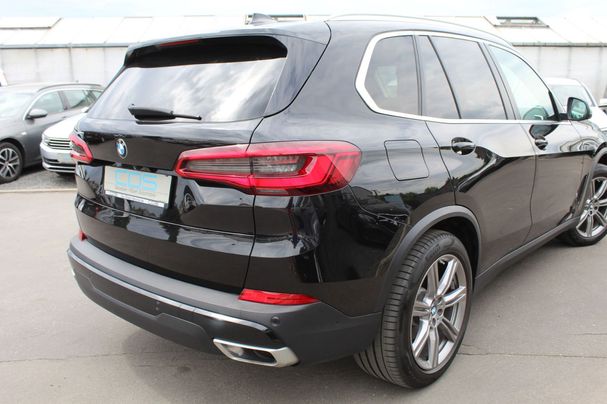 BMW X5 xDrive 195 kW image number 2