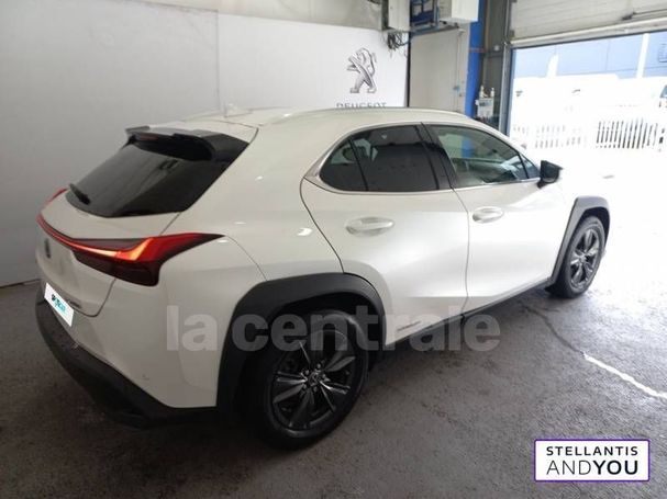 Lexus UX 135 kW image number 3