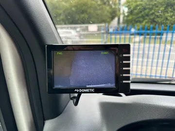 Car image 31