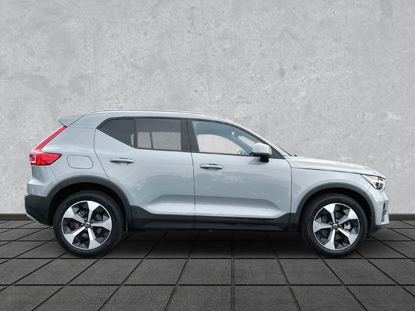 Volvo XC40 B3 Core 120 kW image number 3