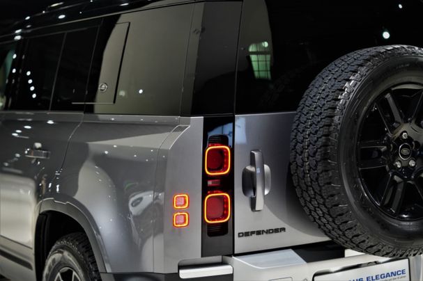 Land Rover Defender 110 183 kW image number 17