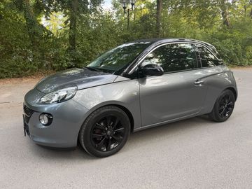 Car image 2