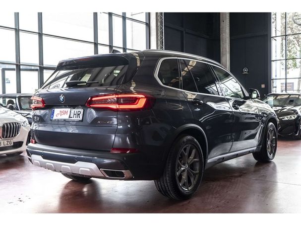 BMW X5 xDrive 250 kW image number 2