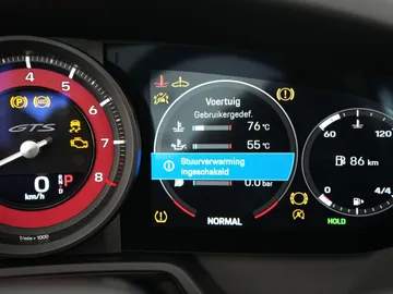 Car image 37