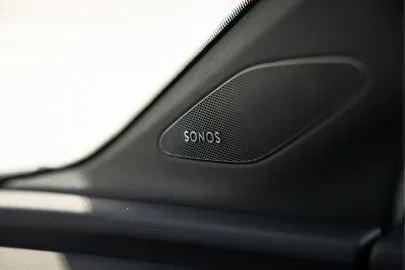 Car image 33
