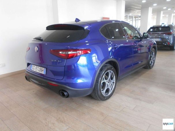 Alfa Romeo Stelvio 2.2 Diesel AT8 140 kW image number 3