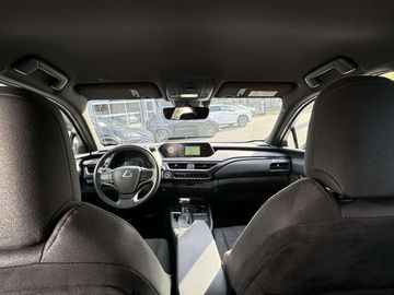 Car image 29