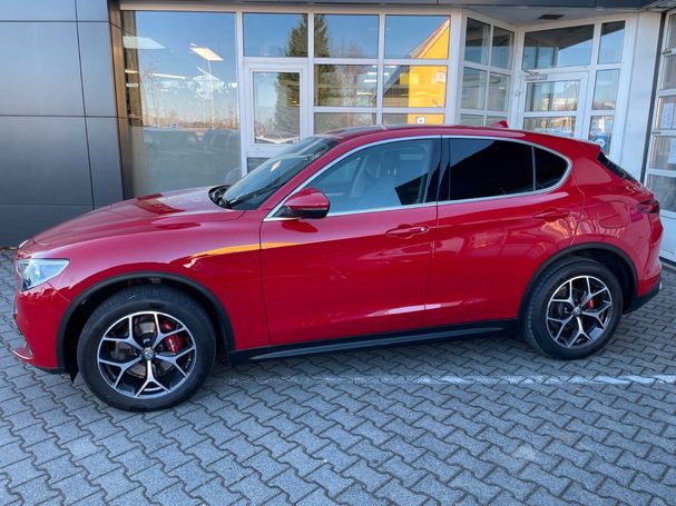 Alfa Romeo Stelvio 2.2 Diesel 16V AT8 Q4 Super 140 kW image number 4