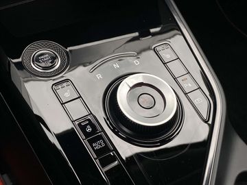 Car image 36