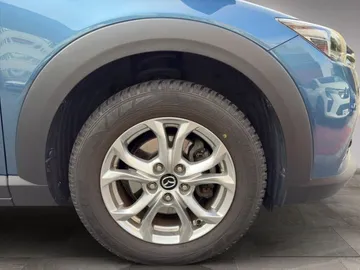 Car image 24