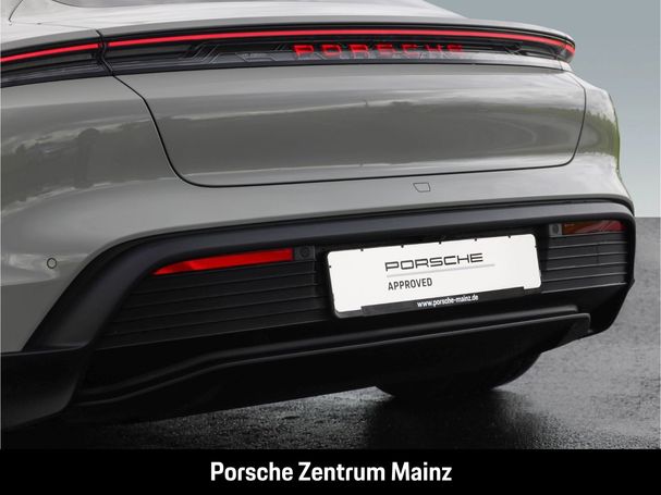 Porsche Taycan 320 kW image number 14