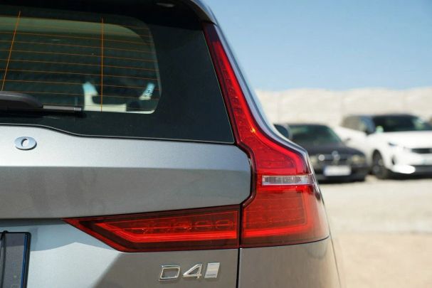 Volvo V60 D4 Inscription 140 kW image number 12