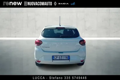 Car image 4