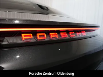 Car image 35