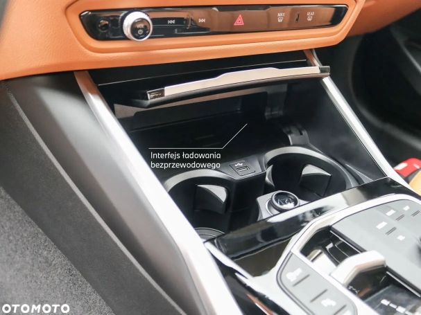 BMW 320i 135 kW image number 27