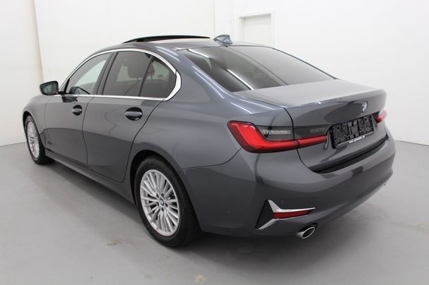 BMW 318d Luxury Line 110 kW image number 9