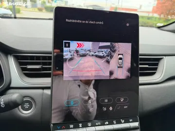 Car image 22