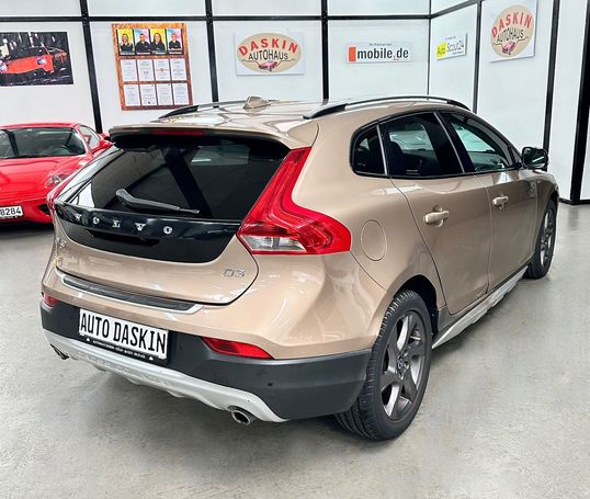 Volvo V40 Cross Country 110 kW image number 6