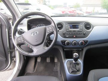 Car image 10