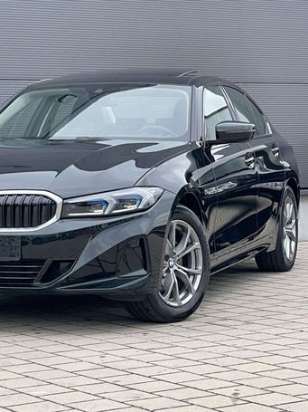 BMW 320i xDrive 135 kW image number 6