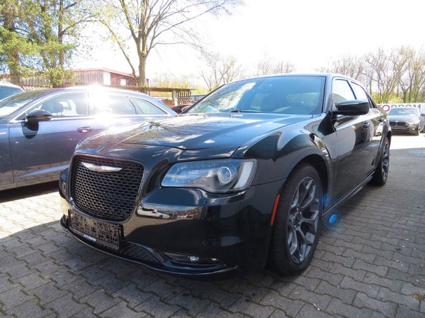 Chrysler 300C 270 kW image number 1