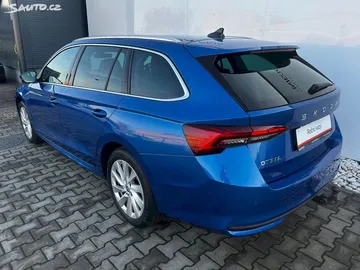 Car image 35