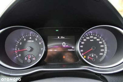 Car image 24