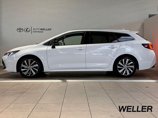 Toyota Corolla Hybrid Touring Sports 103 kW image number 4