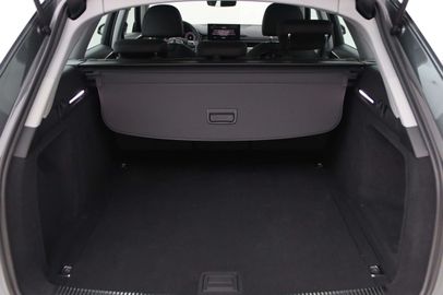 Car image 47