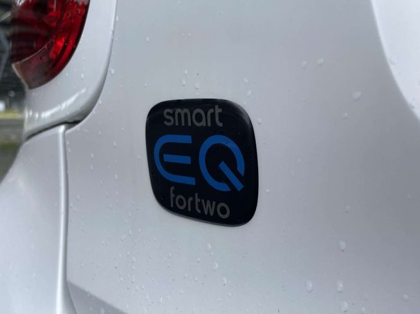 Smart ForTwo cabrio EQ 60 kW image number 30