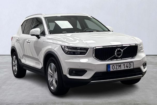 Volvo XC40 B4 Momentum 147 kW image number 6