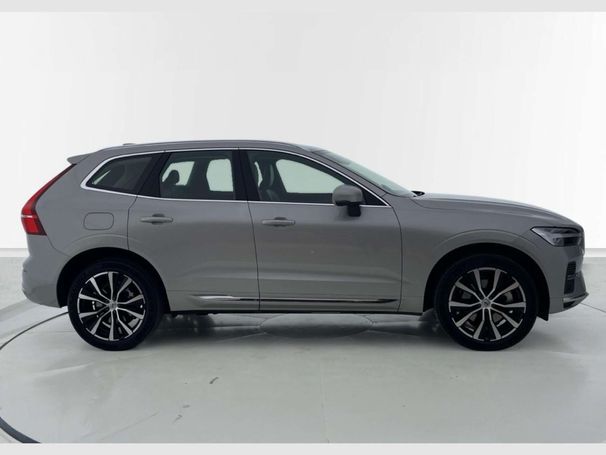 Volvo XC60 B4 Plus 145 kW image number 1