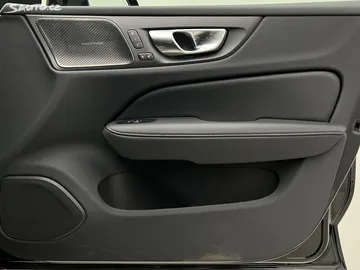 Car image 45