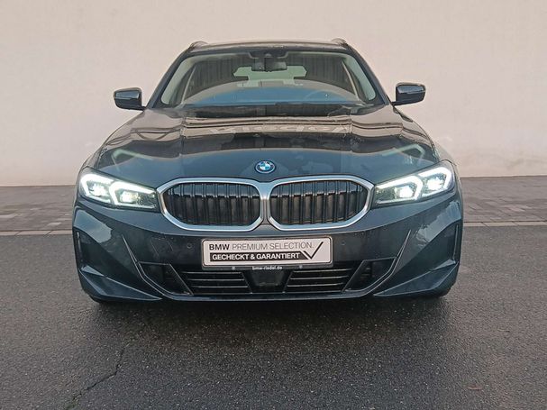 BMW 330 e Touring 215 kW image number 8