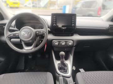 Car image 10